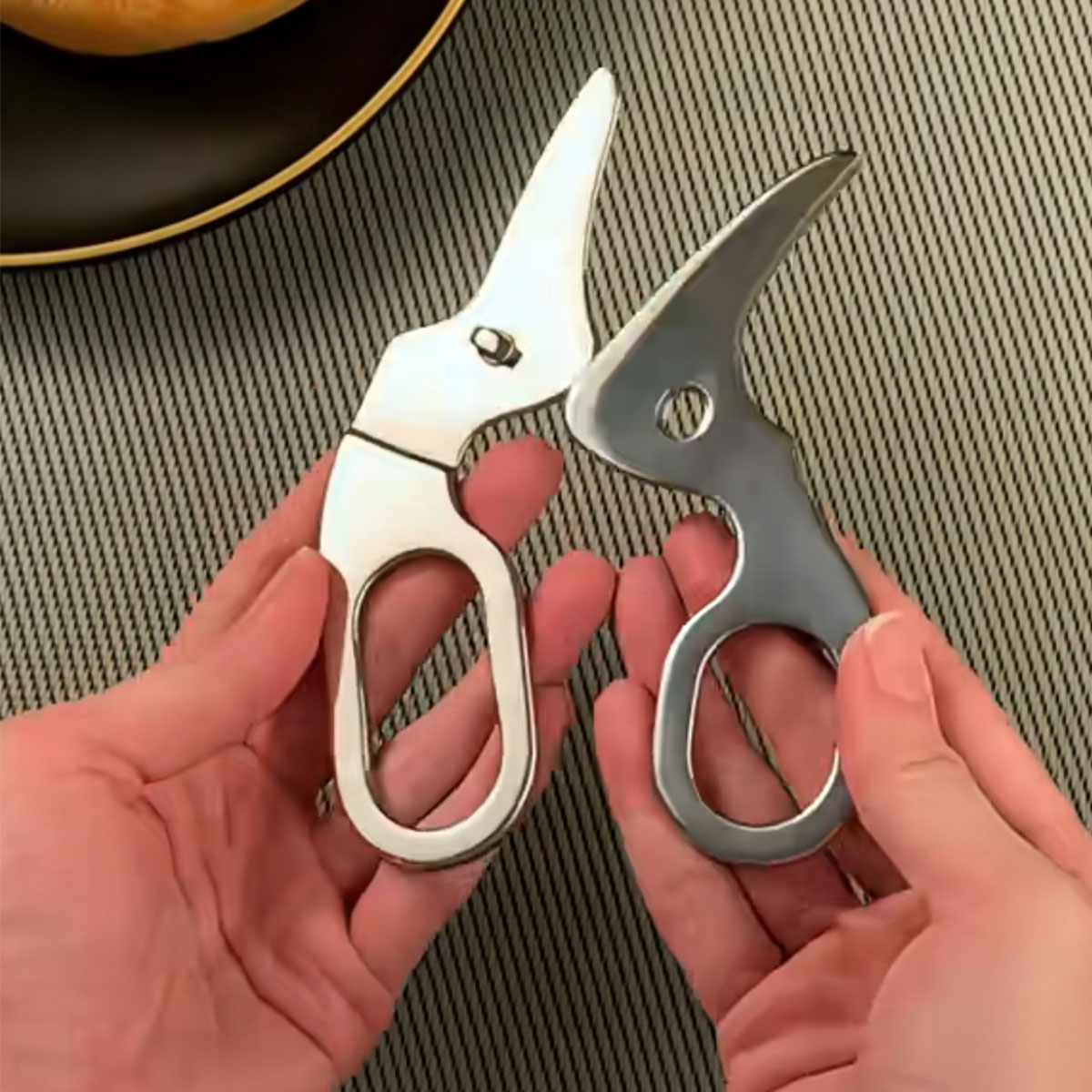 Feeding Baby Food - Safety Baby Food Scissors - Food